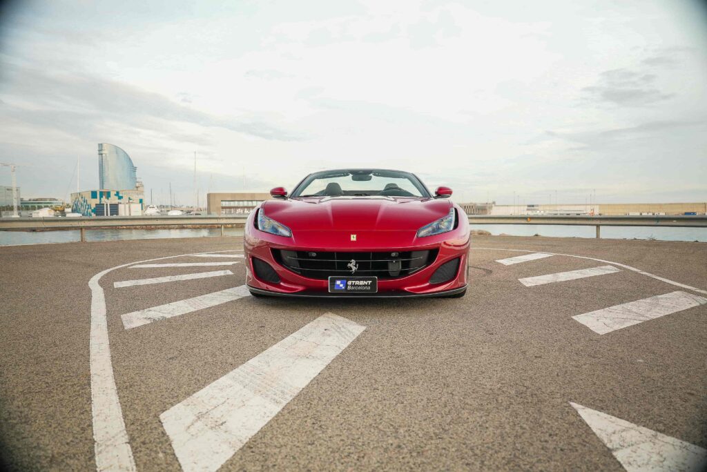 ferrari rojo portofino descapotable