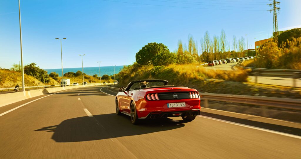 ford mustang rojo barcelona rental