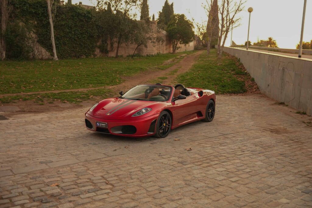 ferrari f430 rouge location